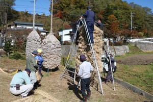 HP下古田わらにょう作り